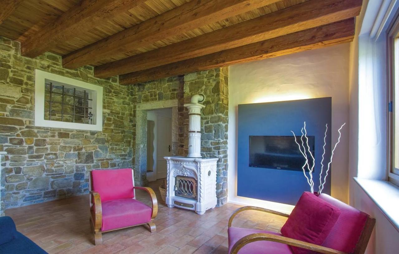 Capriva Del Friuli - Casa Roncus Villa Luaran gambar