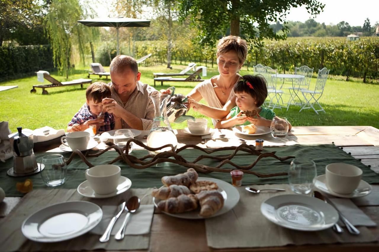 Capriva Del Friuli - Casa Roncus Villa Luaran gambar